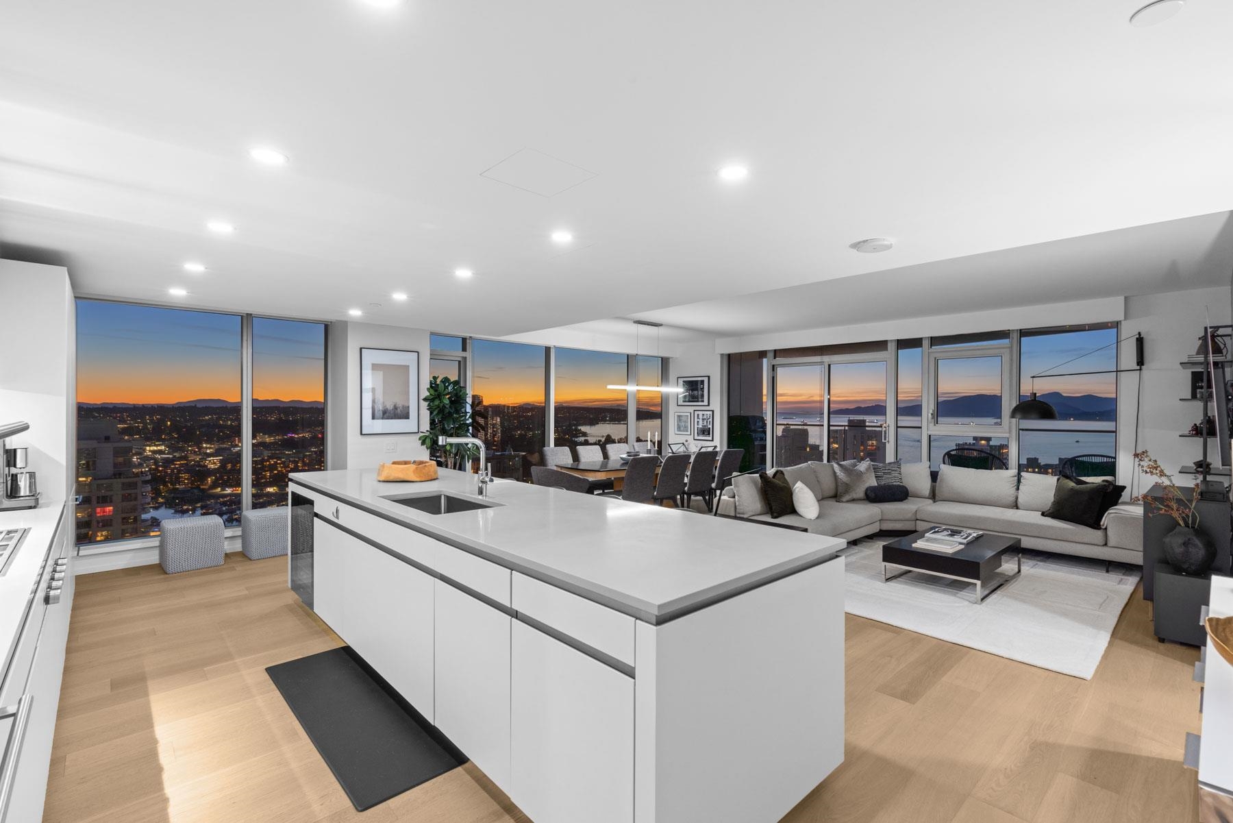 2903 889 Pacific Street - MLS&reg; # R3177272